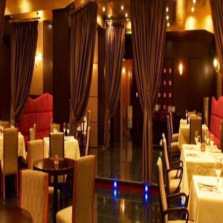 Sampoorna Hotel Mumbai Bagian luar foto