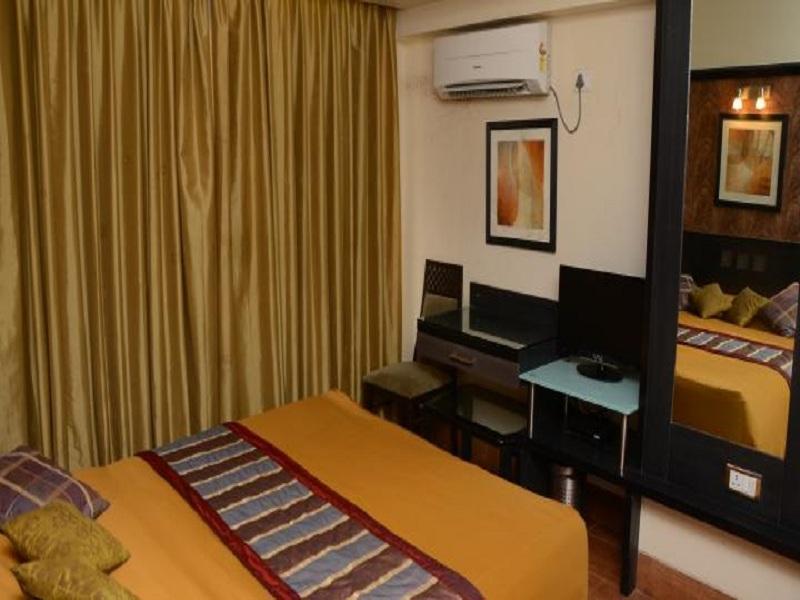 Sampoorna Hotel Mumbai Bagian luar foto