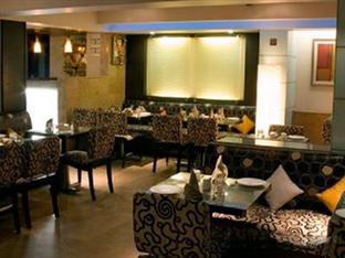 Sampoorna Hotel Mumbai Bagian luar foto